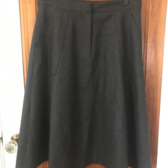 J. Crew Dresses & Skirts - J. Crew Collection Grey Wool skirt. Size 8